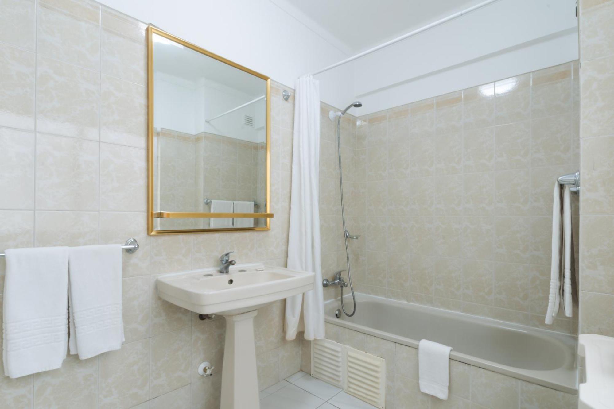 Atlantida By Garvetur Apartment Quarteira Luaran gambar